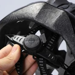 BESTORE Casque De Cyclisme Casque Monobloc *blanc 8 BESTORE Casque De Cyclisme Casque Monobloc *blanc -Chargeur vélo électrique Basprix 202737182 max