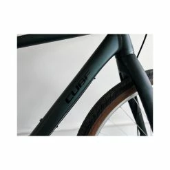 Vélo Tout Chemins Cube 8 Vélo Tout Chemins Cube -Chargeur vélo électrique Basprix cube hyde pro 3