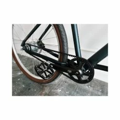 Vélo Tout Chemins Cube 9 Vélo Tout Chemins Cube -Chargeur vélo électrique Basprix cube hyde pro 4