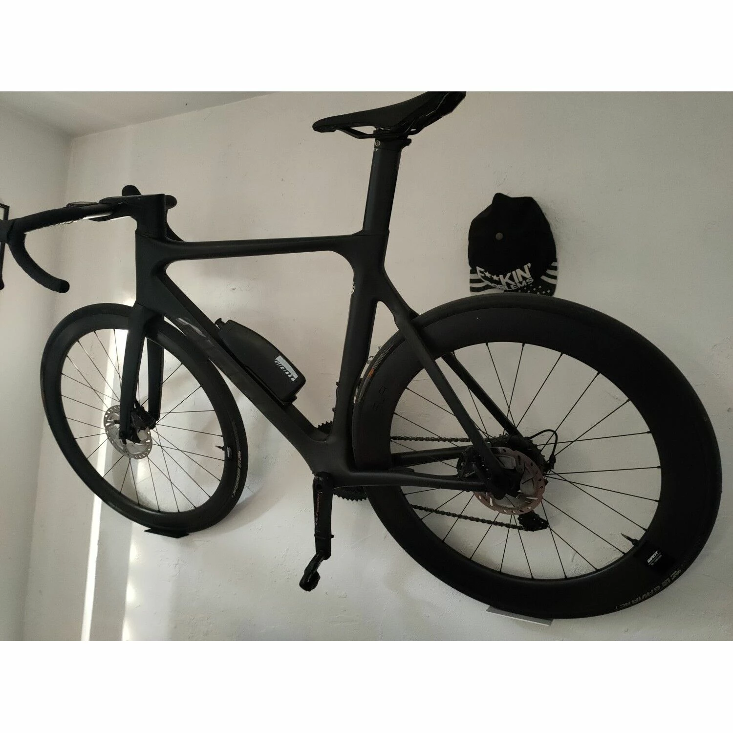 Vélo De Course Giant - 56 3 Vélo De Course Giant - 56 – Image 3