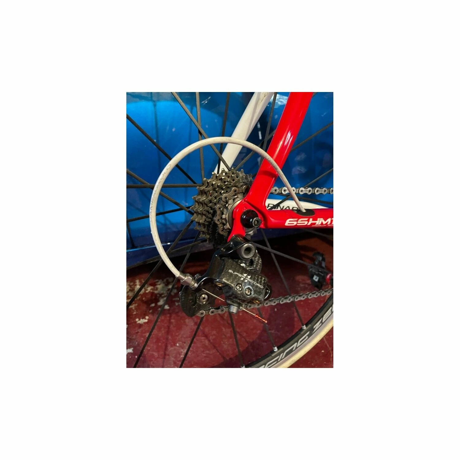 Vélo De Course Pinarello - 52 - 700c 3 Vélo De Course Pinarello - 52 - 700c – Image 3