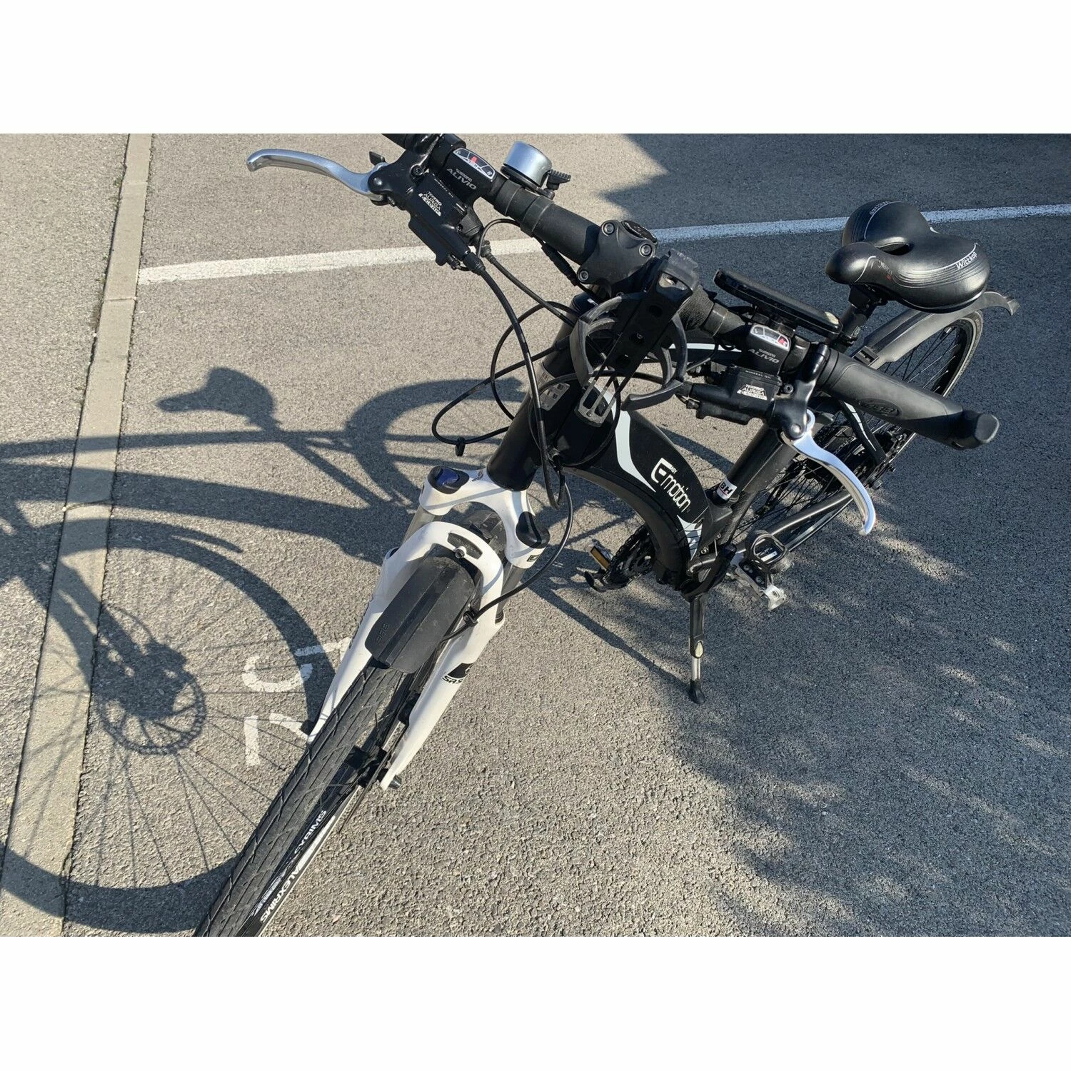 Vélo De Route électrique Autre Marque - 55 - 28" 2 Vélo De Route électrique Autre Marque - 55 - 28" – Image 2