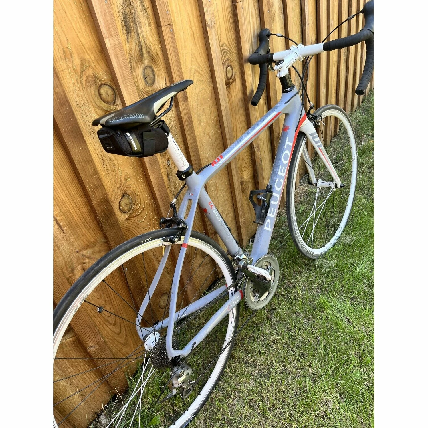 Vélo De Course Peugeot - 52 2 Vélo De Course Peugeot - 52 – Image 2