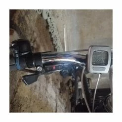 Vélo Tout Chemins Specialized -Chargeur vélo électrique Basprix vtc specialized crosstrail 2